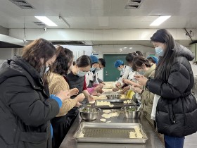 冬至餃子香，情深意更濃——新能源公司開(kāi)展冬至包餃子活動(dòng)